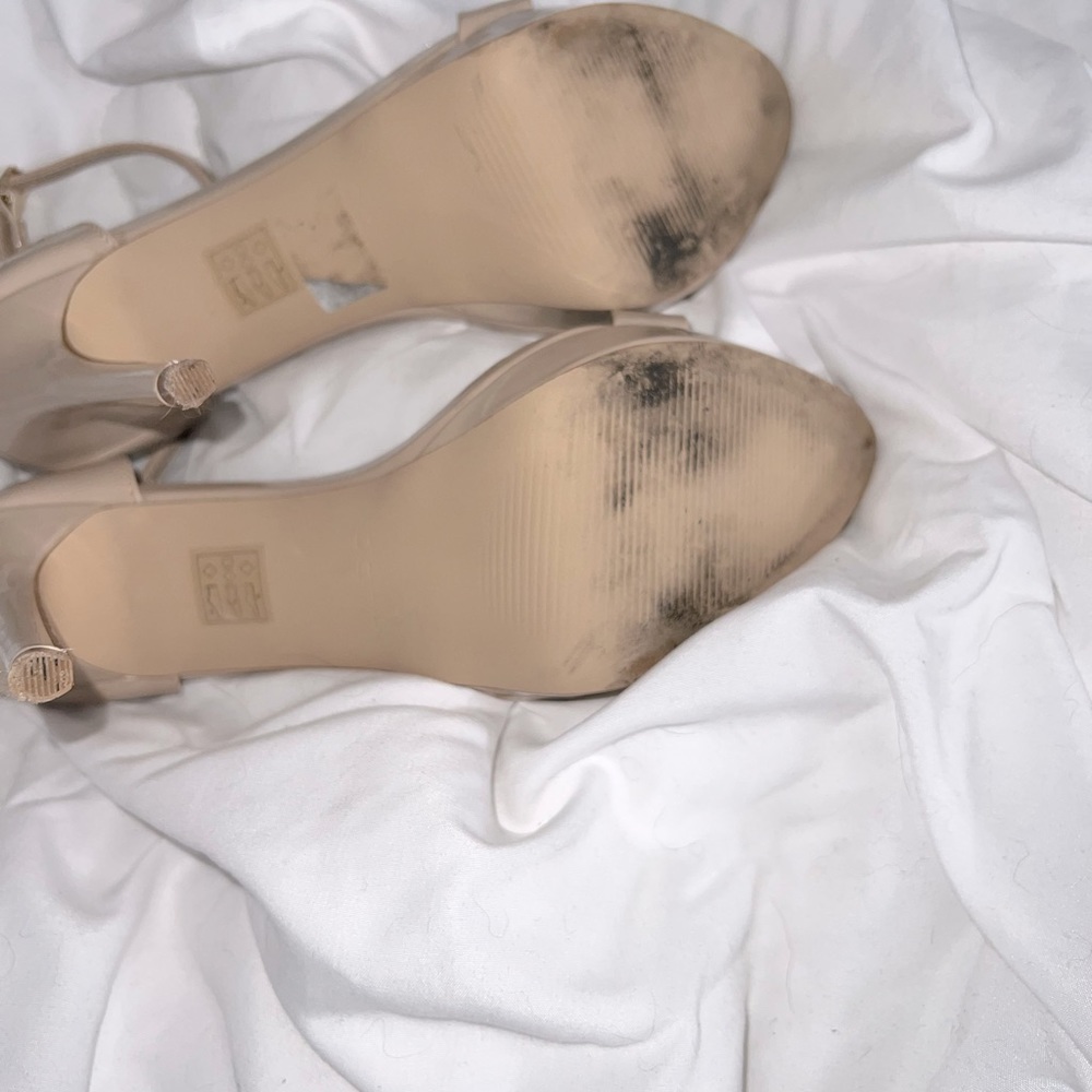 Nude Heels - Picture 6 of 6